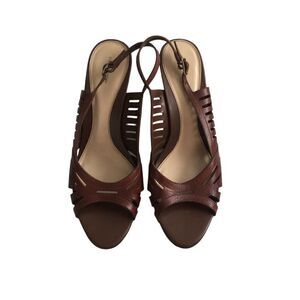 Croft & Barrow woman leather slingback dress shoe